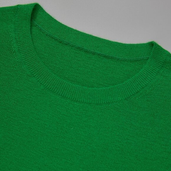 CHICJOC Green 100% Timeless Cashmere Sweater Size 40 - Picture 8 of 9